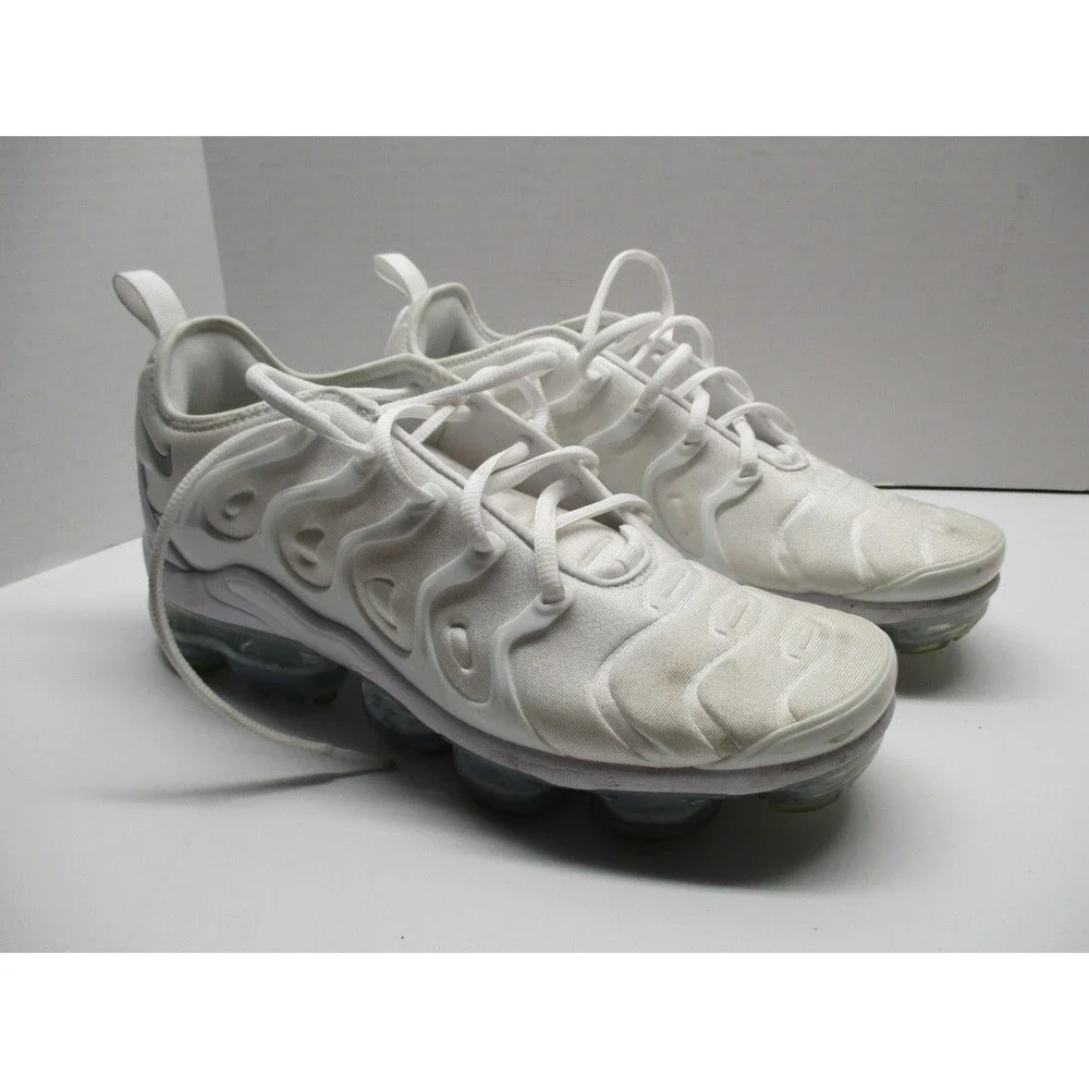 SIZE M 10.5 Nike Air Vapormax Plus Triple White Pure Platinum 924453-100